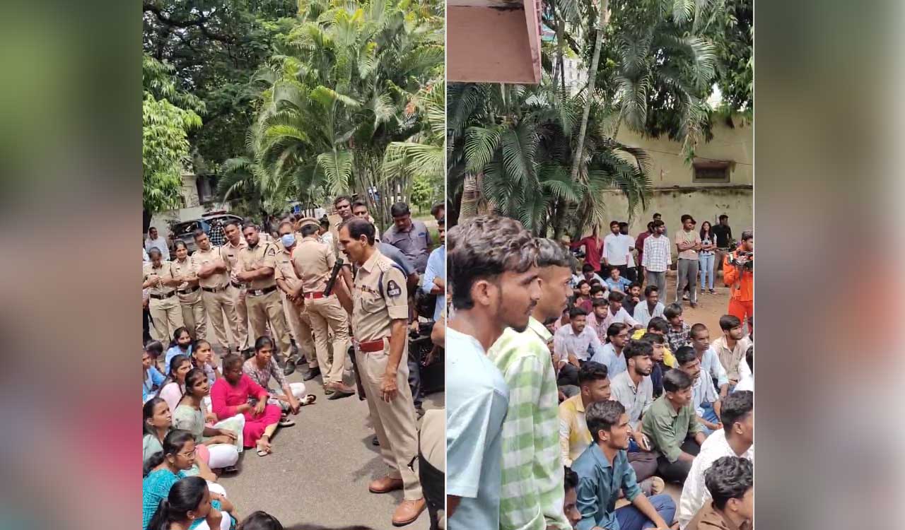 Hyderabad: Nizam College students protest over hall tickets denial for degree semester exams