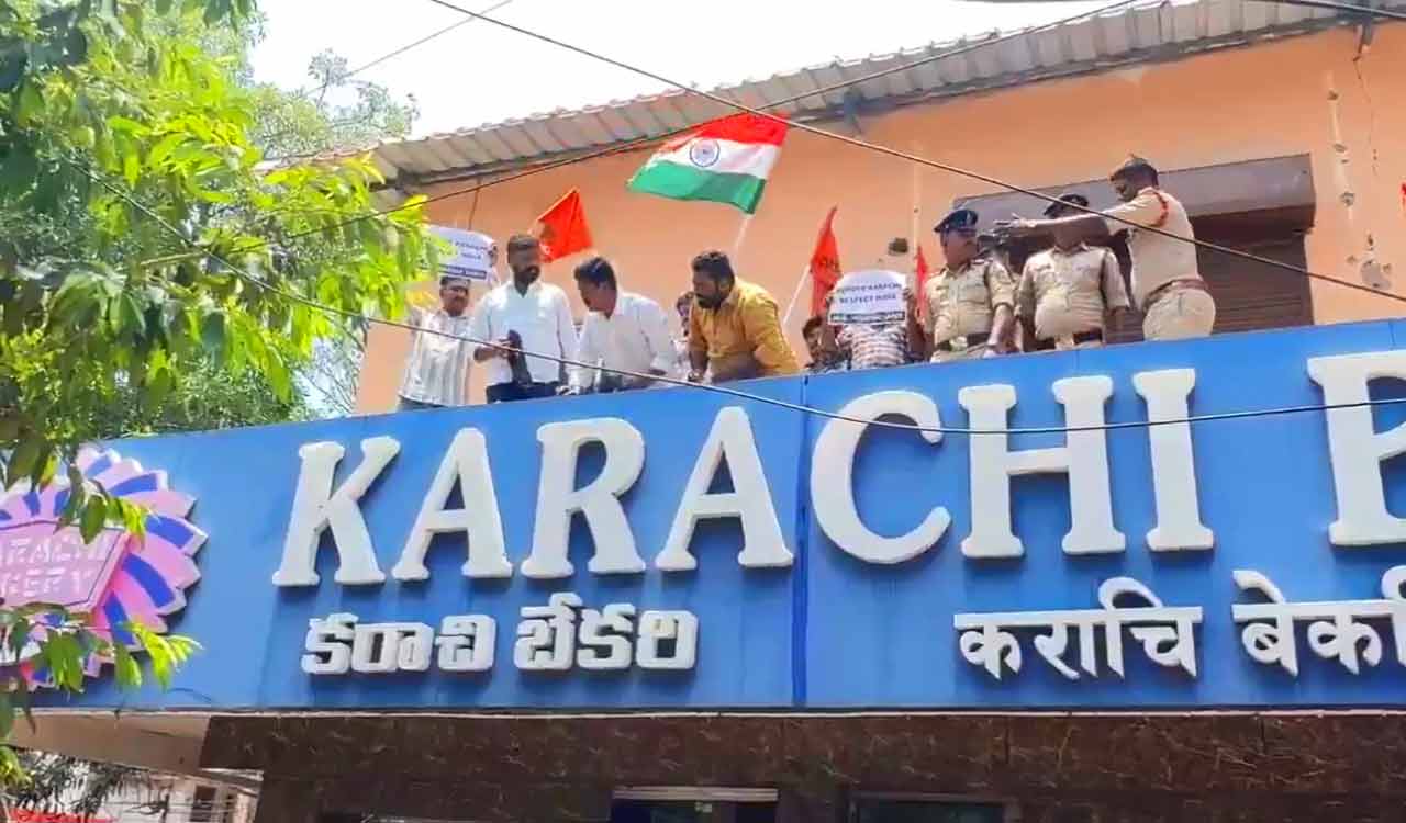 Patriotic fervor puts Hyderabad’s beloved fruit biscuit maker Karachi Bakery on the edge