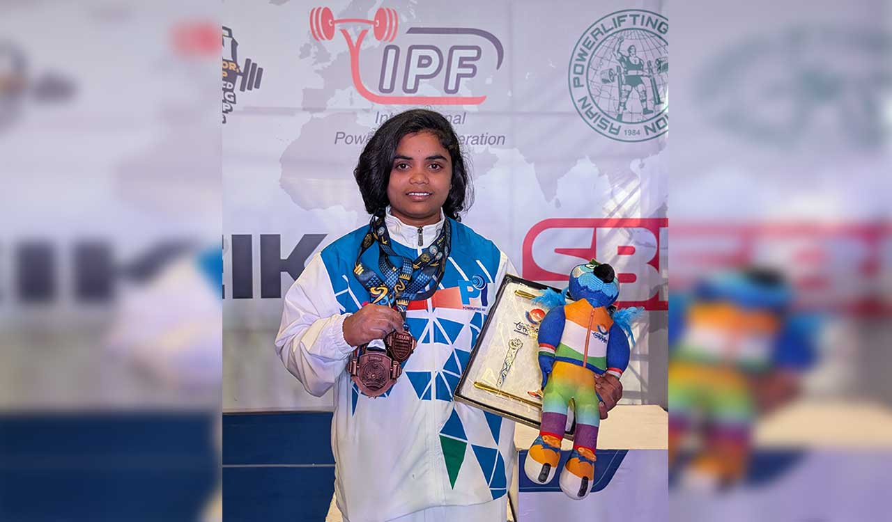 Karimnagar powerlifter Sirichandana wins brone in Asian powerlifting championship
