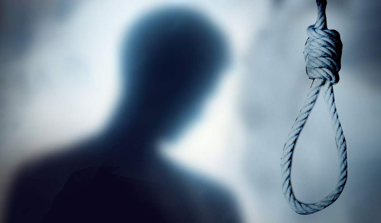 NEET-aspirant from J&K hangs self in Kota