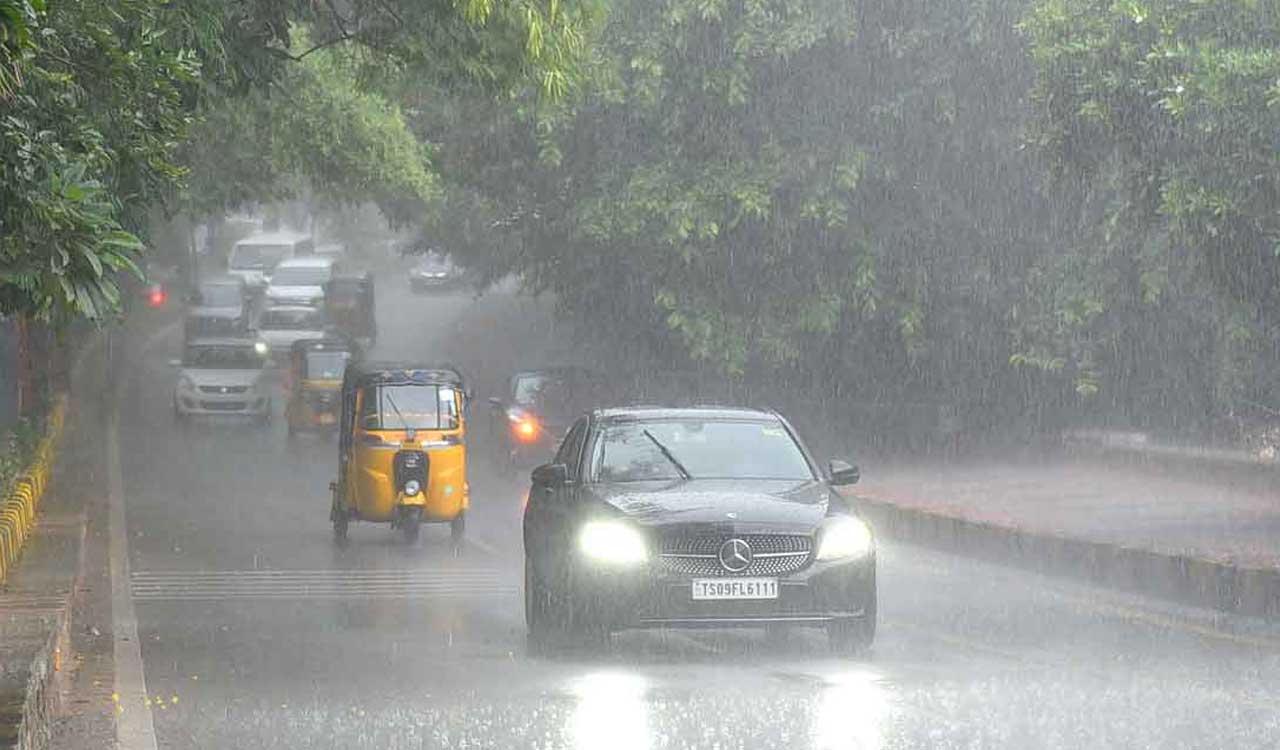 Hyderabad lashed by record rains and thunderstorms
