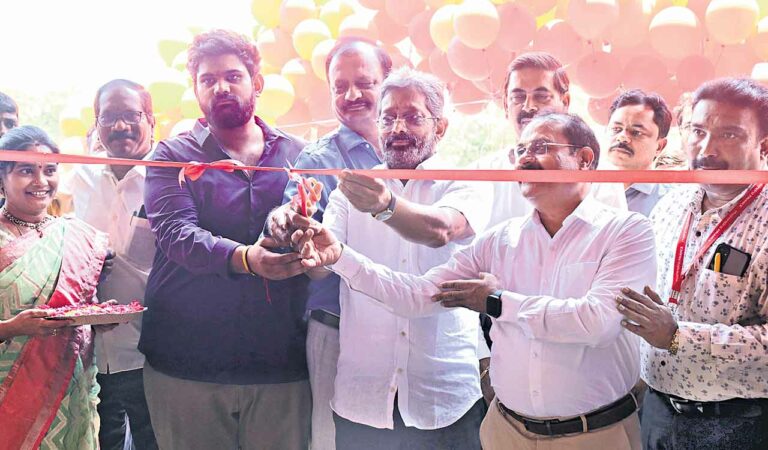 VVC Motors inaugurating the Mahindra showroom in Old Bowenpally.