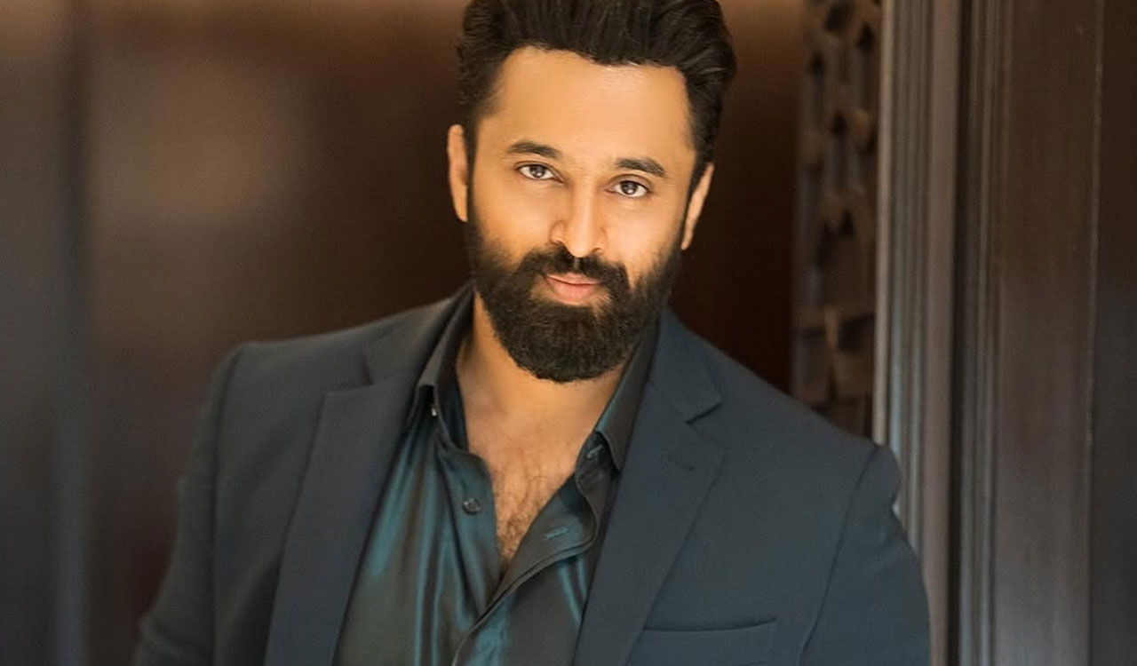 Unni Mukundan files official complaint against PRO Vipin Kumar over assault allegations