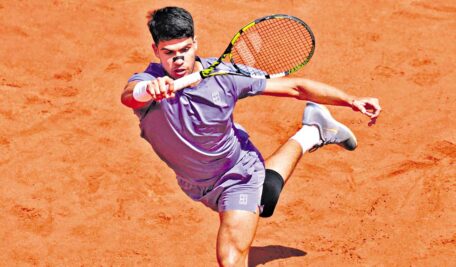 Italian Open: Alcaraz beats Lajovic, Sabalenka advances