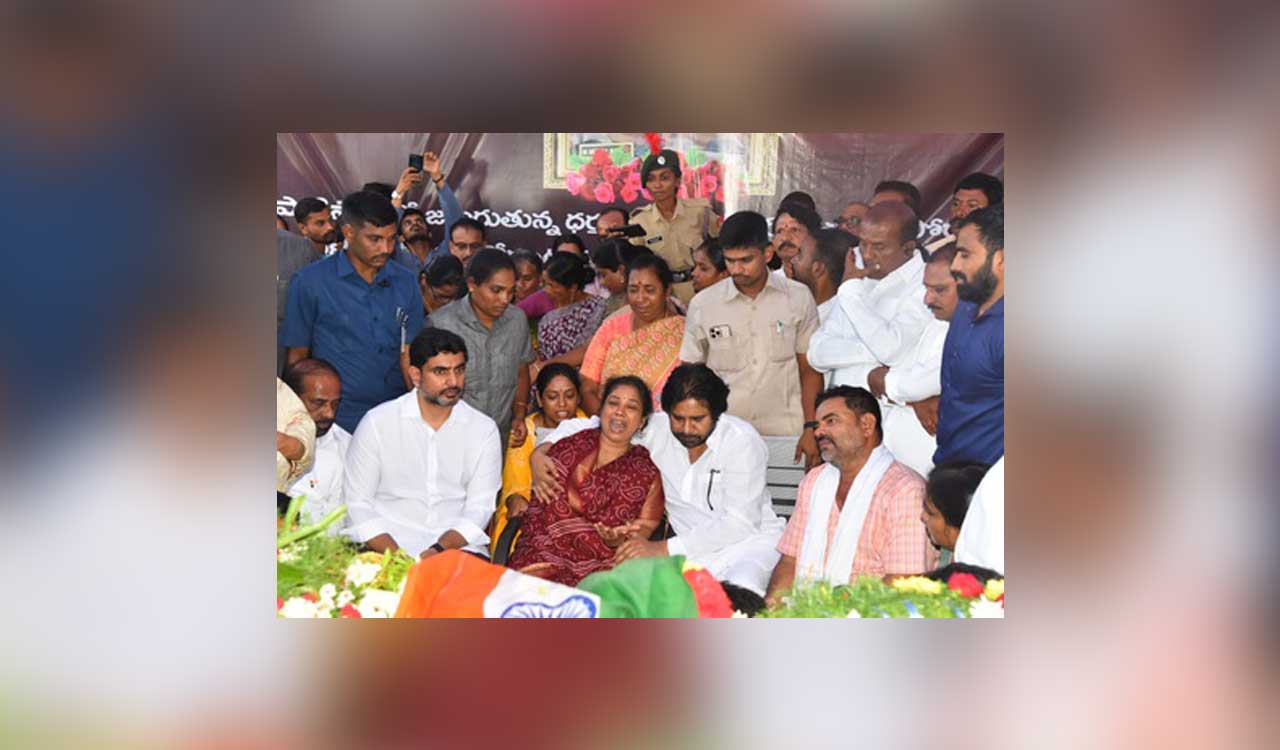 Andhra Pradesh government announces Rs 50 lakh ex-gratia to kin of Murali Naik