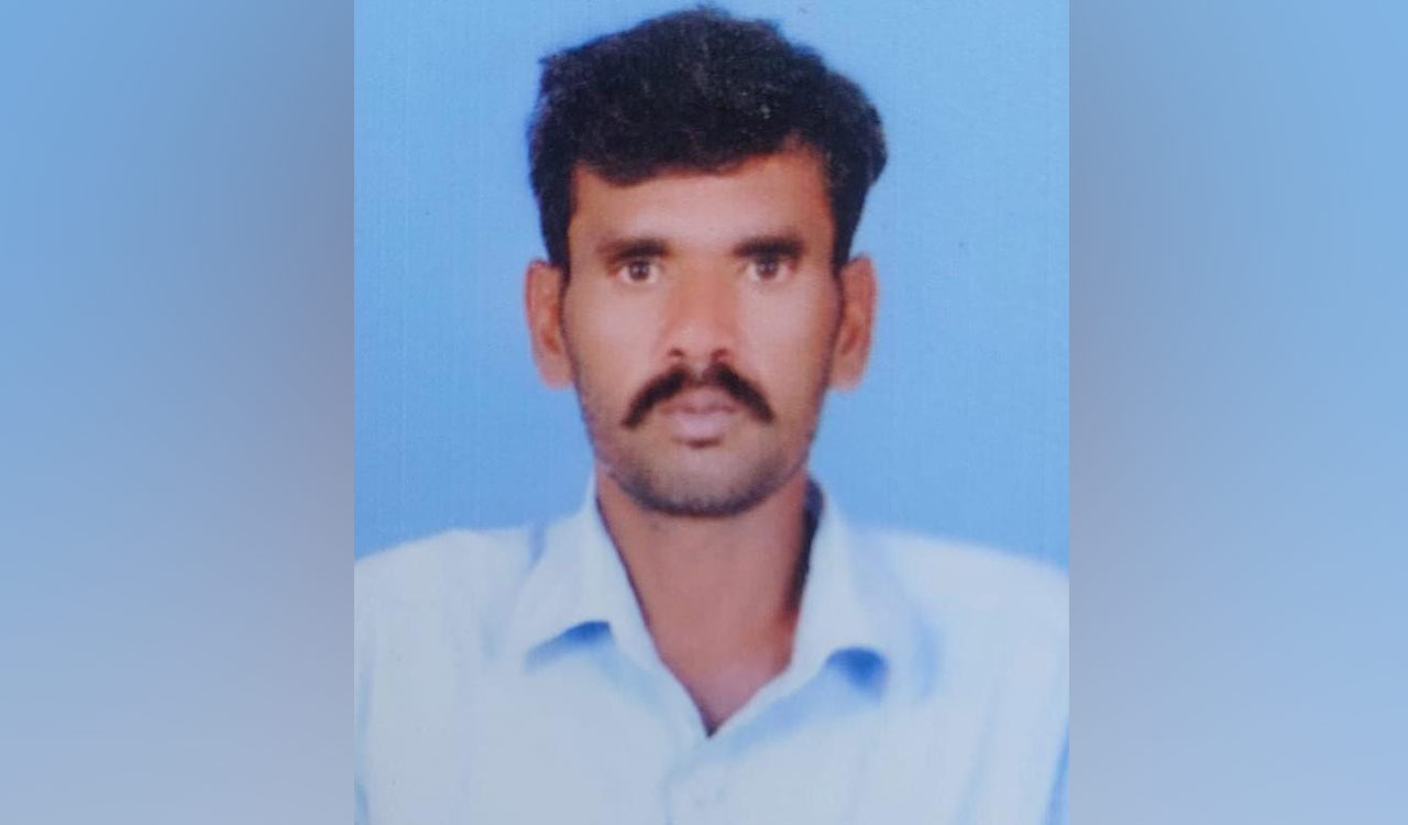 Telangana: Farmer commits suicide in Medak due to financial trouble
