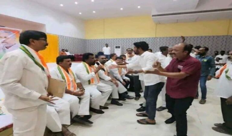 Congress leaders from Korutla constituency arguing with DCC president Adluri Laxman Kumar in Jagtial on Wednesday.