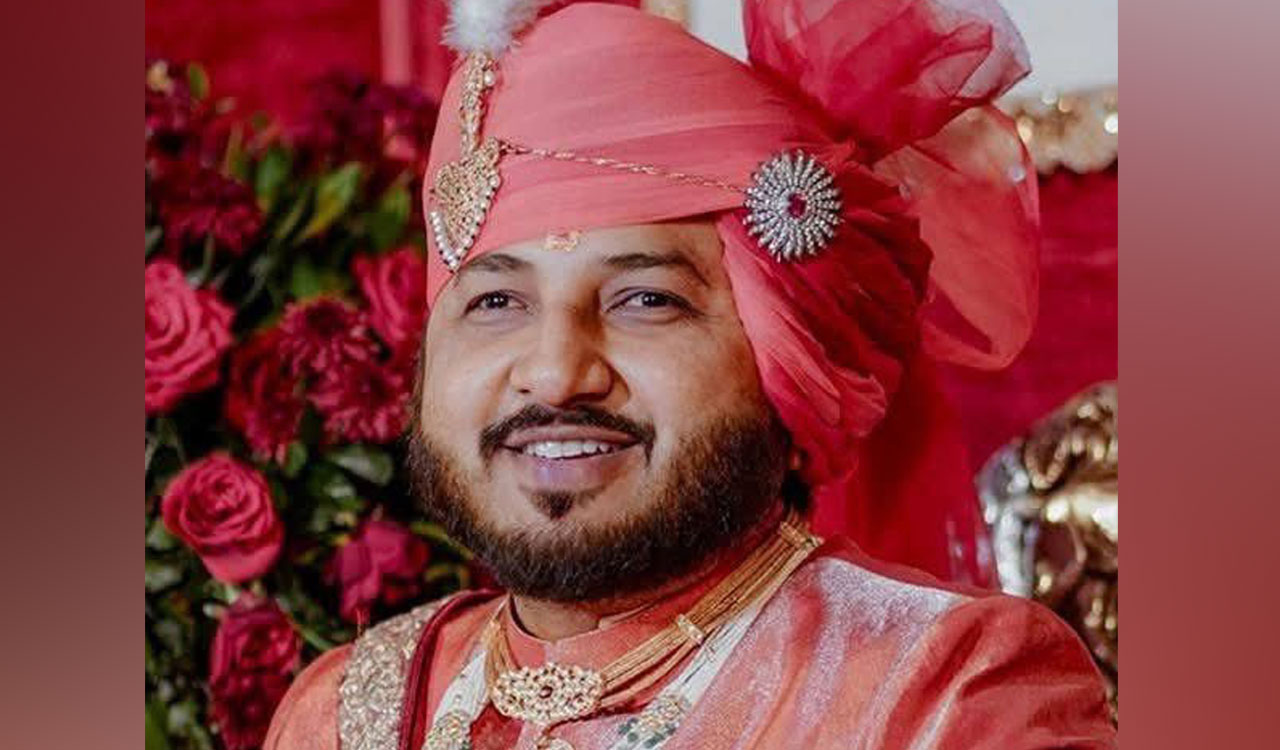 Telangana: Kakatiya scion Kamal Chandra Bhanj Deo visits Warangal