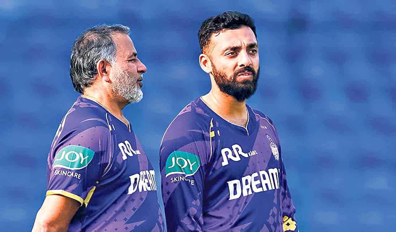 Sunrisers Hyderabad take on Kolkata Knight Riders in inconsequencial game