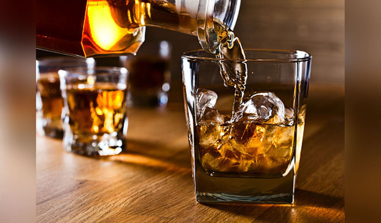 Liquor gets costlier in Telangana; Cash-strapped Govt restores special excise cess