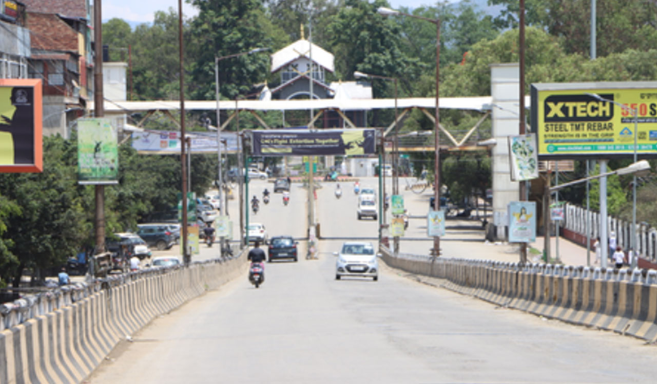 Shutdown called to observe two years of ethnic conflict in Manipur cripples life