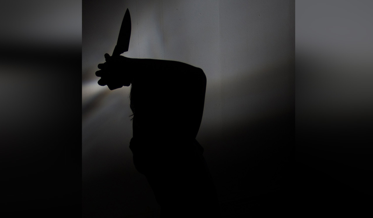 Man kills wife suspecting illicit relationship in Hyderabad