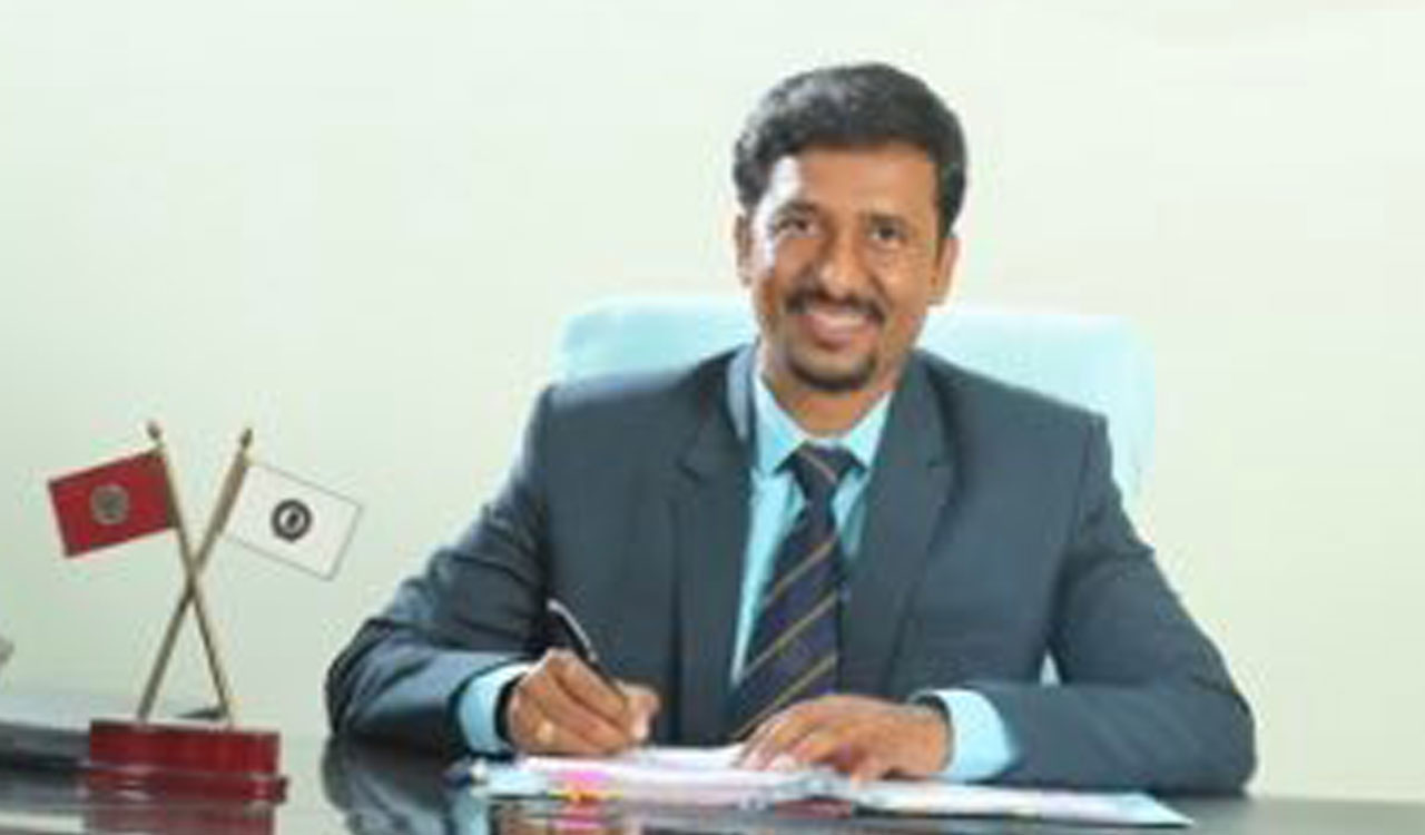Telangana: SCCL C&MD wants young officers to get aware about company