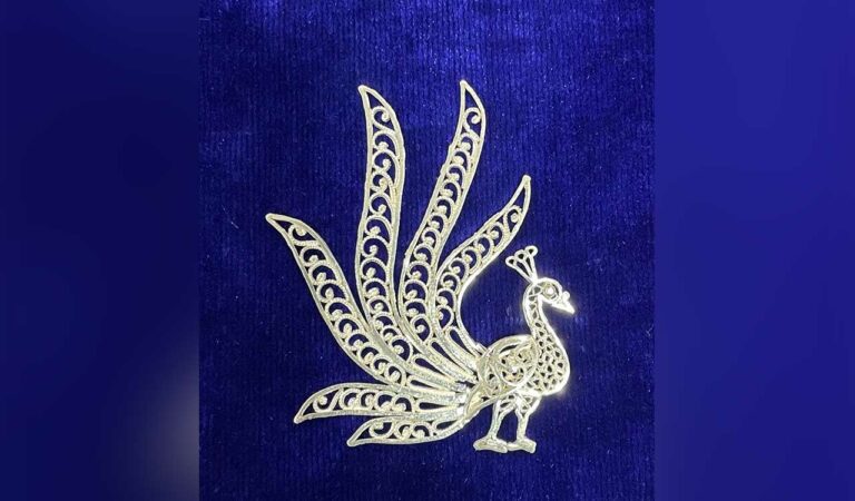 Miss World contestants to get Karimnagar silver filigree saree pins