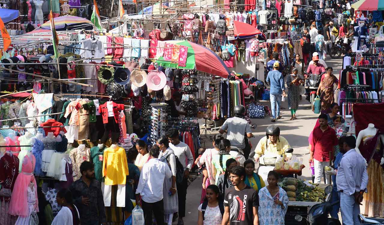 Hyderabad: Safety norms at public places thrown to the wind
