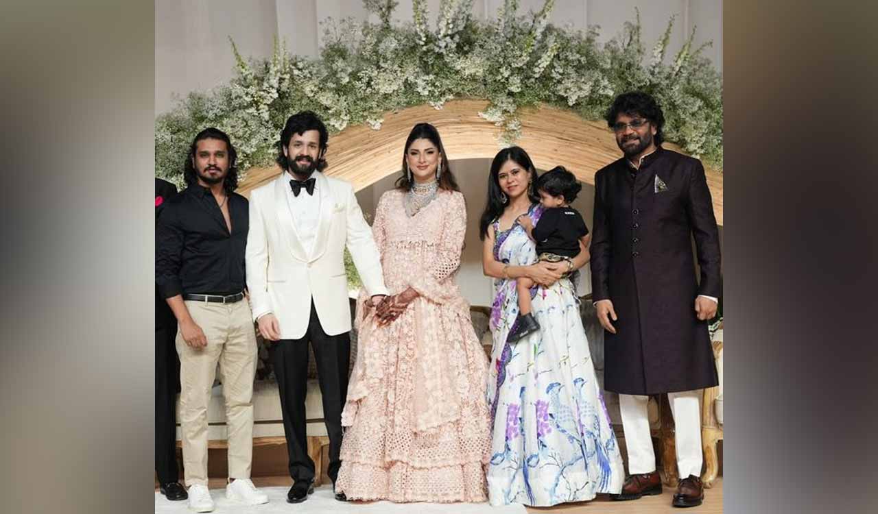 Akhil Akkineni, Zainab Ravdjee host grand star-studded reception