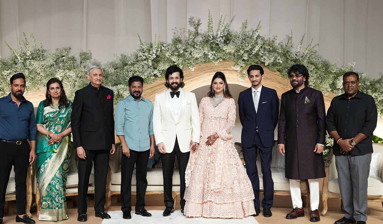 Akhil Akkineni, Zainab Ravdjee host grand star-studded reception