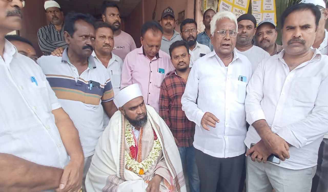 From Yellandu to Mecca and back: Man completes Hajj on foot with unwavering devotion