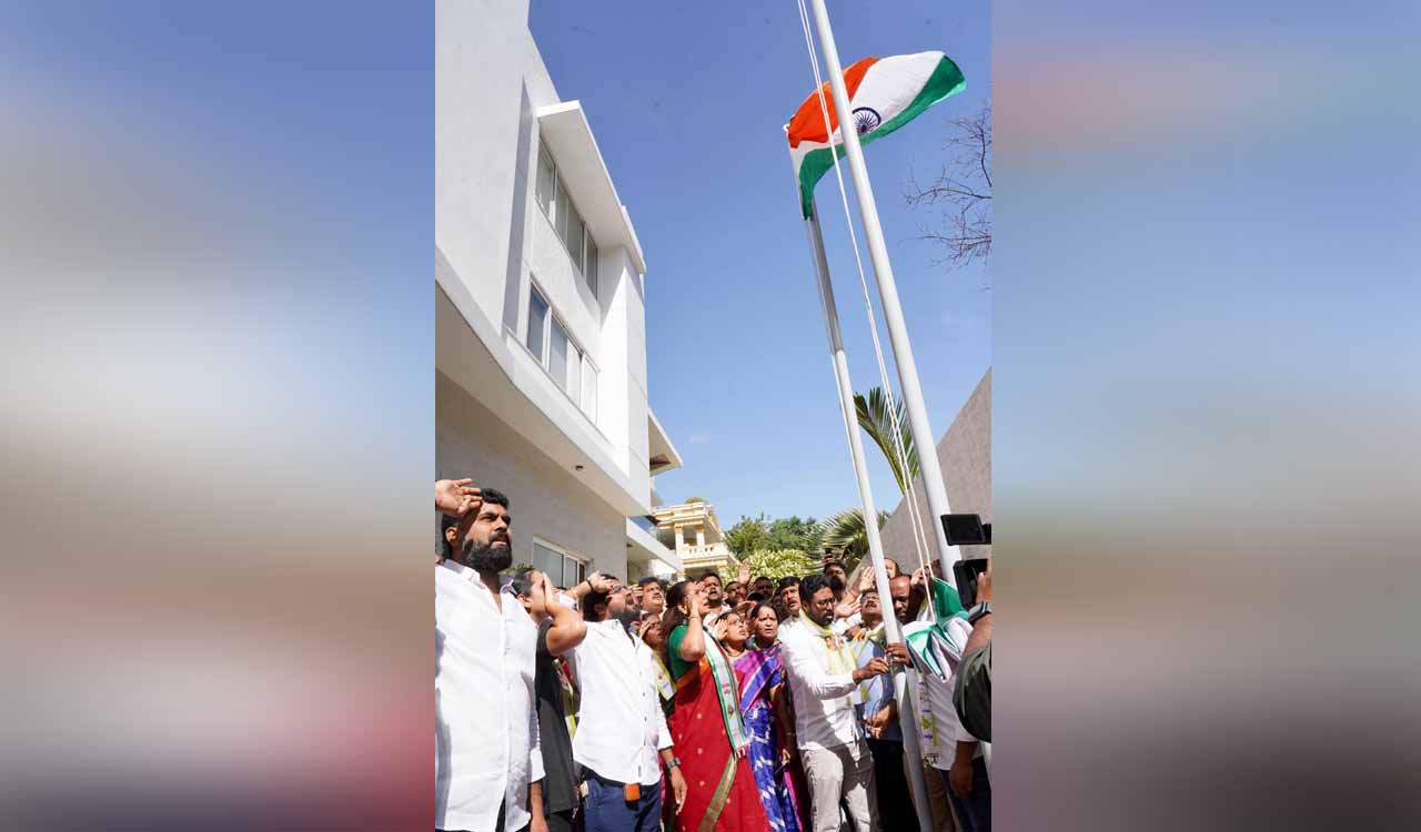 BRS celebrates Telangana Formation Day with patriotic fervour