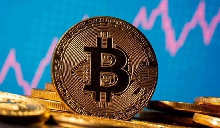 Crypto's trend: Publicly traded companies buying bunches of bitcoin