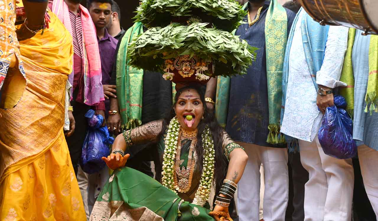 Devotees throng Golconda Fort in Hyderabad for Bonalu festival rituals