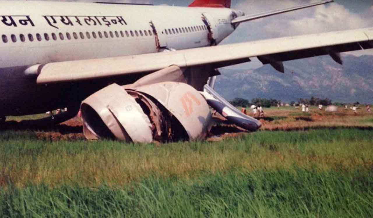 Tirupati 1993: When a plane crash carrying stars like Chiranjeevi, Balakrishna, Venkatesh ended in a miracle