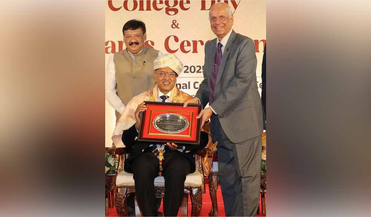 Dr P Raghu Ram becomes first doctor to receive Distinguished Alumnus Award from KMC Mangalore