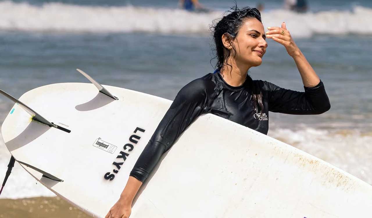 Fatima Sana Shaikh learns surfing in five days