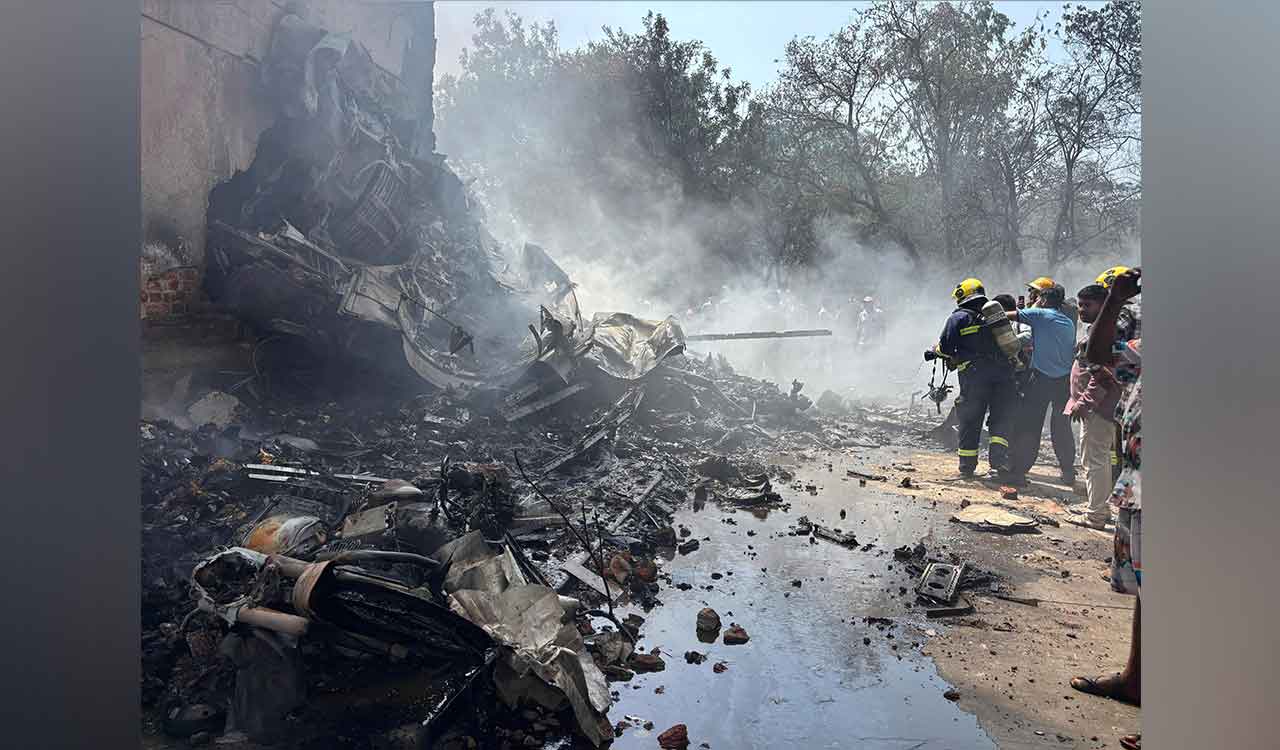 Timeline of major plane crashes in India