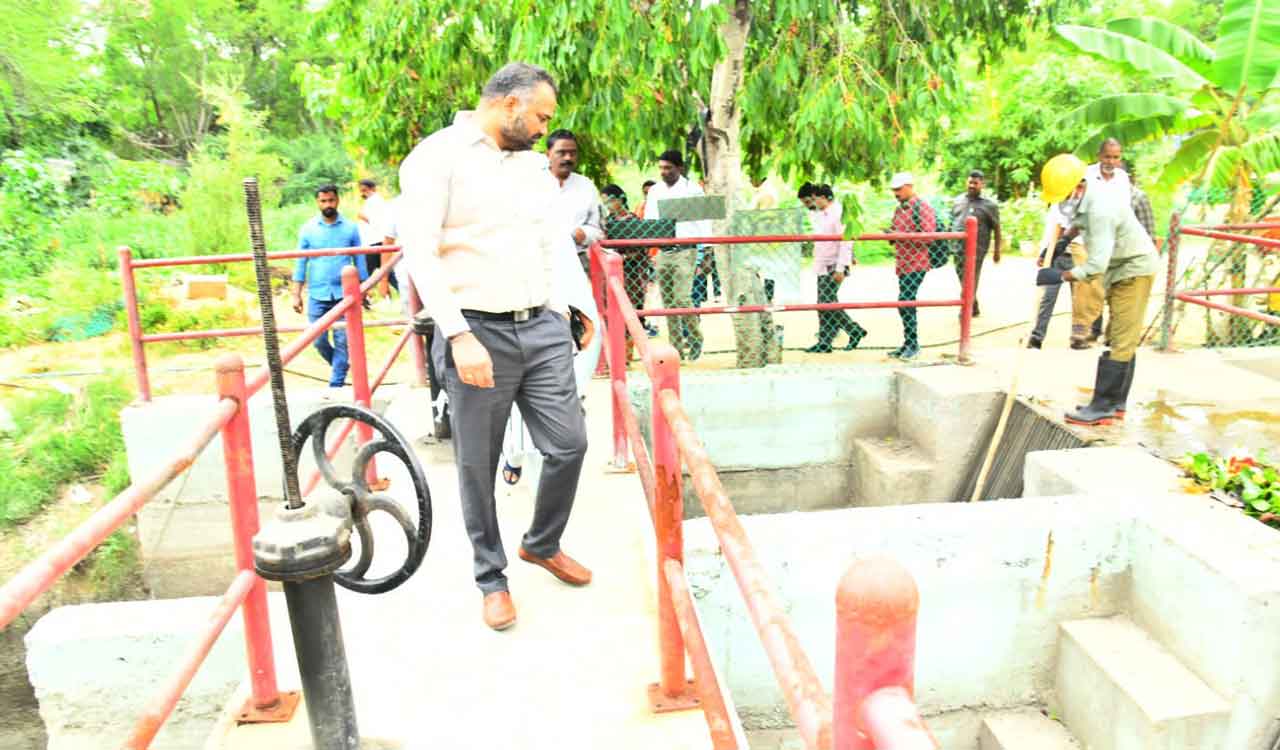 Speed up drainage works at Durgam Cheruvu: GHMC Commissioner tells officials