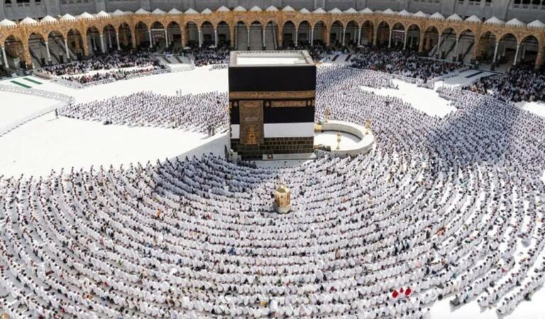 Saudi Arabia stops 269,678 Muslims without Hajj permits from entering Mecca