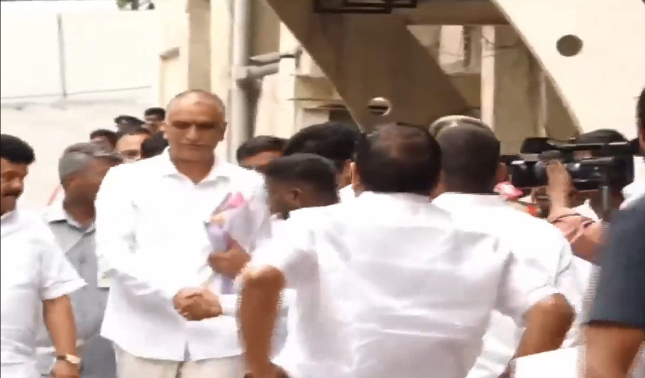 Harish Rao appears before P.C. Ghose Commission, answers queries