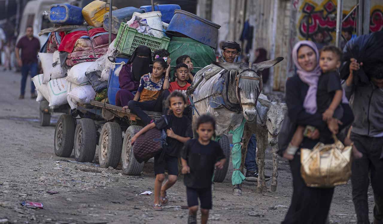 22 Palestinians killed, 20 others injured in Gaza as Israeli forces fire on crowds at food aid sites