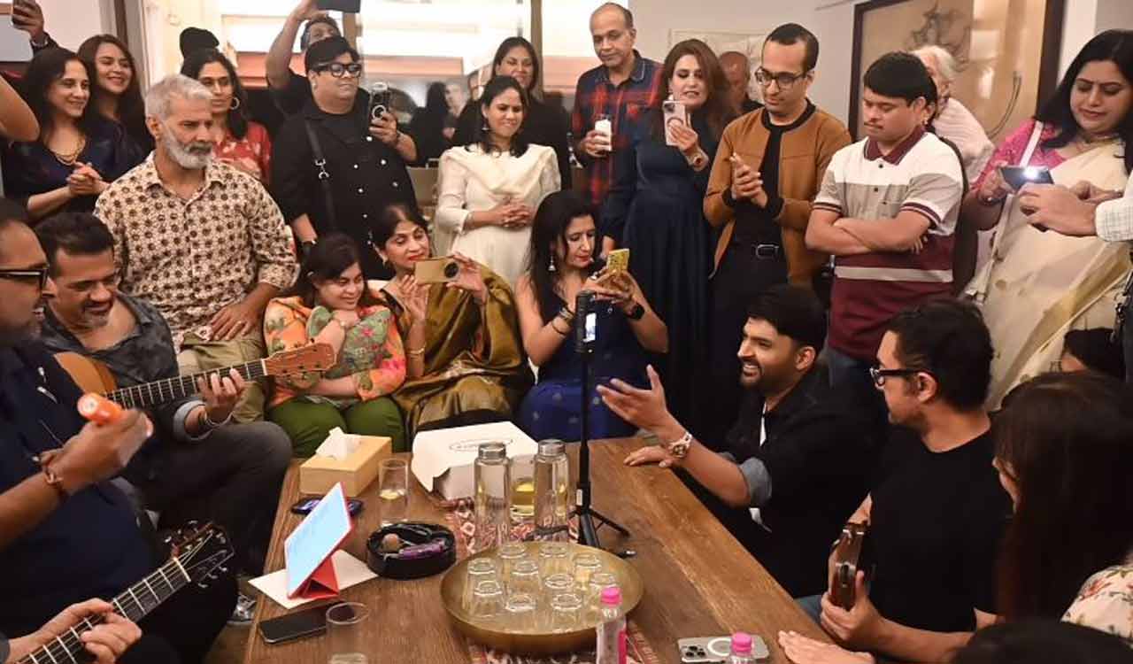 Kapil Sharma brings the house down at Aamir Khan’s party