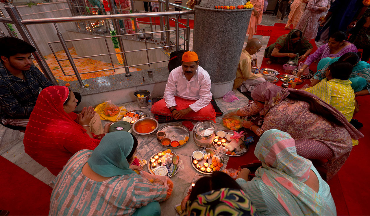 Hundreds of Kashmiri Pandits gather at Mata Kheer Bhawani temple for annual mela