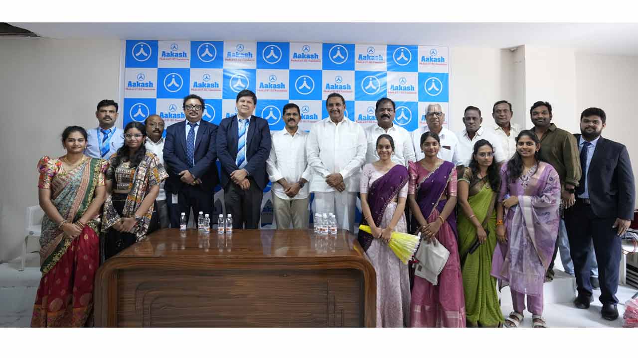 Aakash Educational Services Limited launches new coaching centre at Chandanagar 