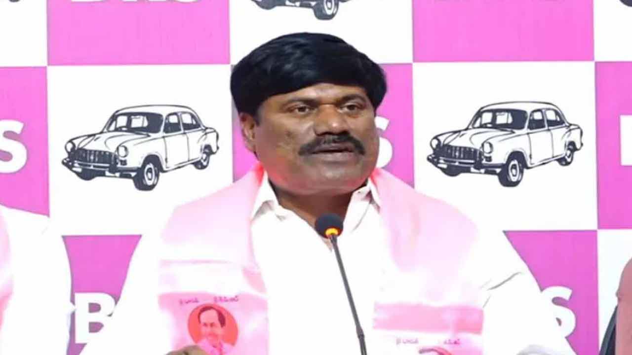 BRS alleges Rs 1,100 crore paddy tender scam, demands probe