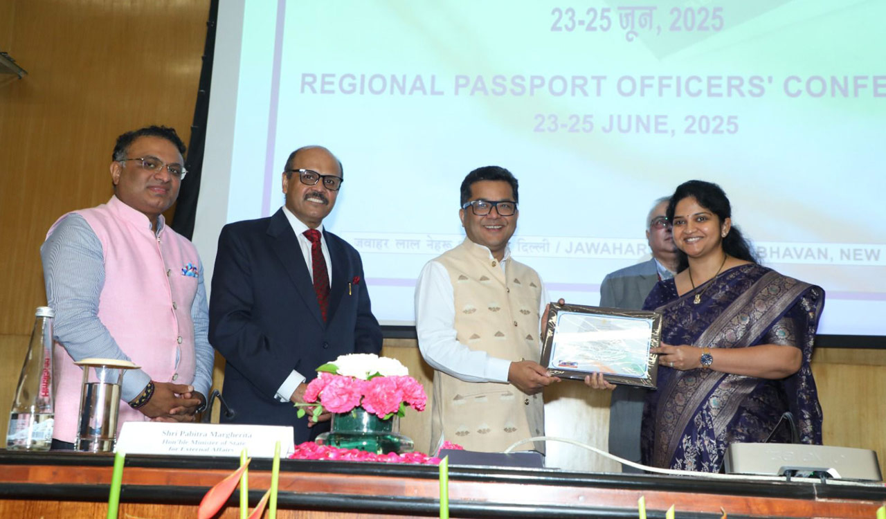 Hyderabad RPO honoured for Citizen-Centric Reforms at Regional Passport Officers’ Conference