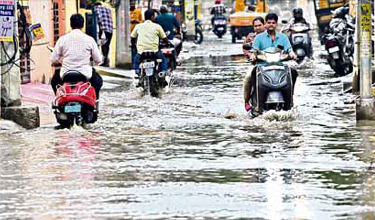 Hyderabad battered by overnight rains; more thunderstorms likely on Friday