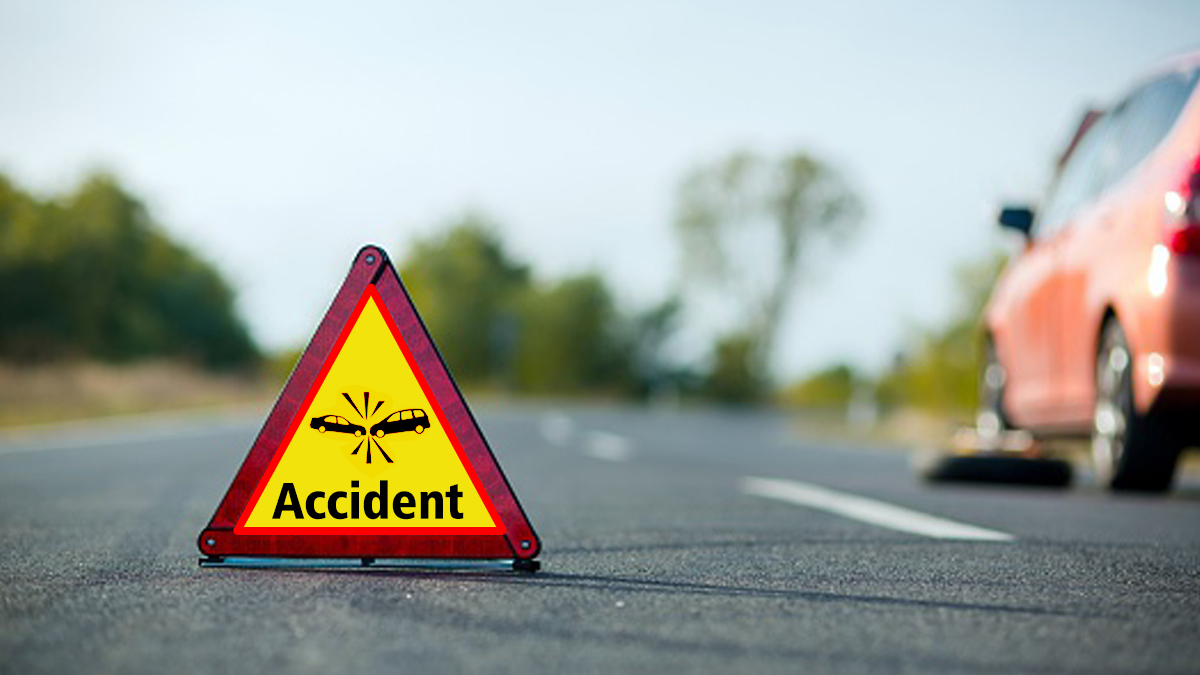 Social worker killed in road accident in Khammam