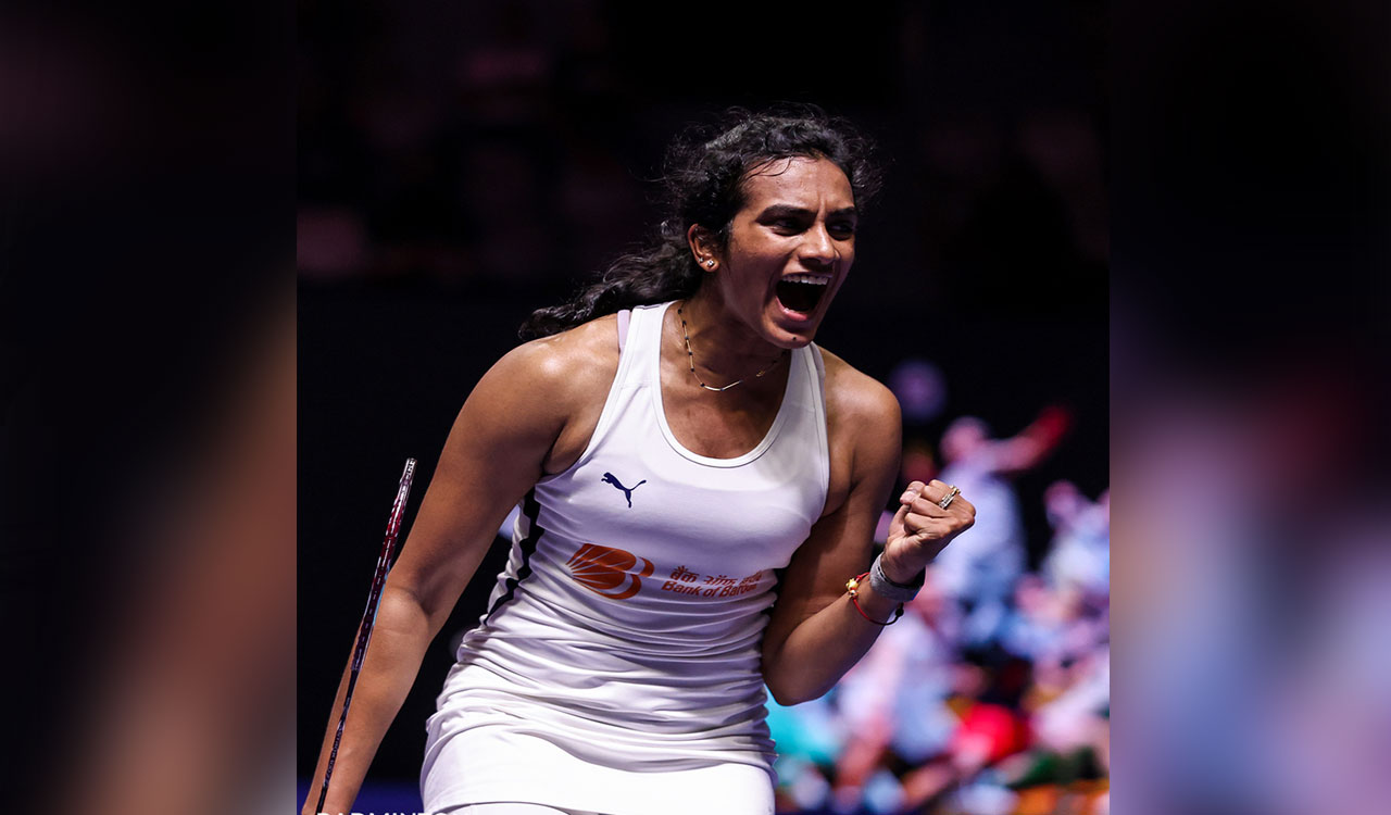Sindhu fights back to down Okuhara