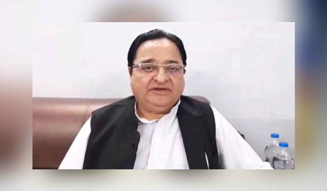 Samajwadi Party leader questions Yoga Day break