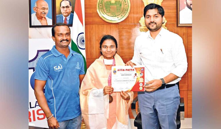 Tribal girl from Asifabad wins gold in South Asia Atya Patya tournament