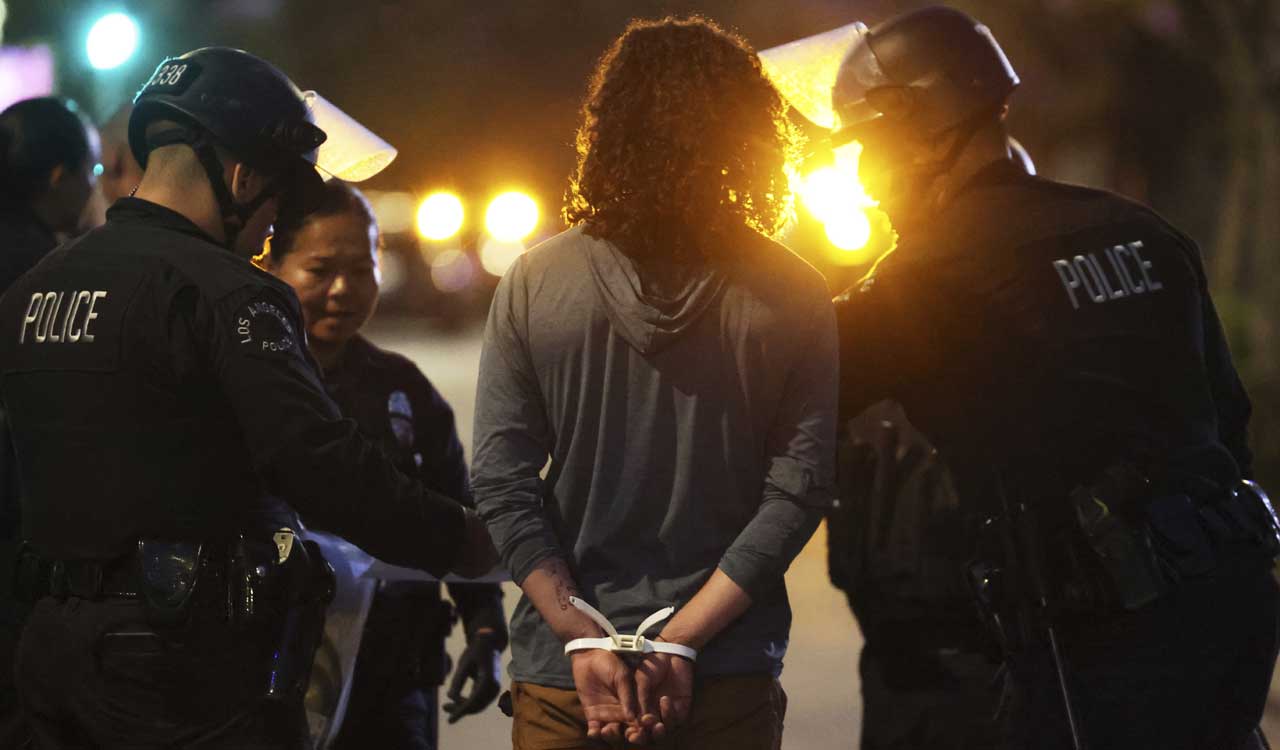 Nearly 400 arrested in Los Angeles immigration protests