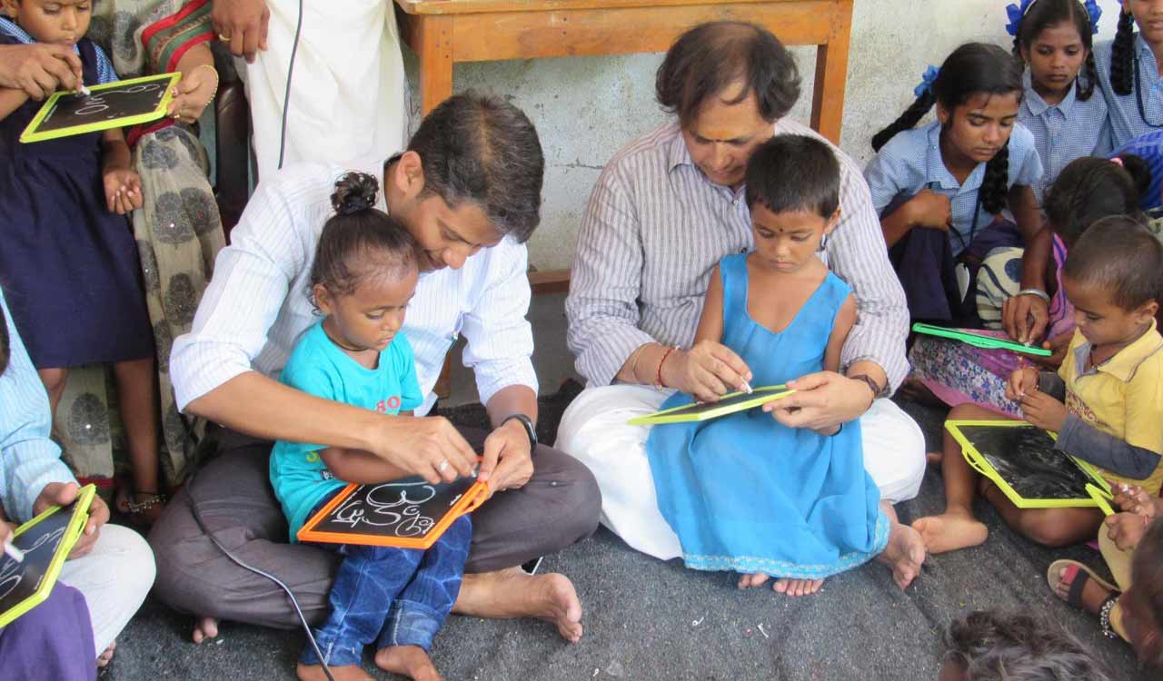 Vande Mataram Foundation’s slate ritual completes 18 inspiring years in Telangana