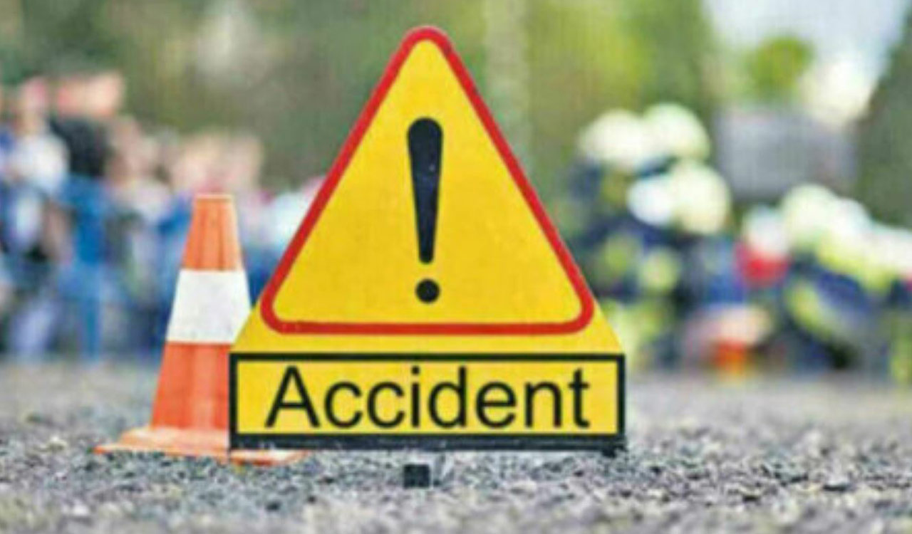 Speeding lorry mows down family near Inamguda in Hyderabad: One dead, three injured