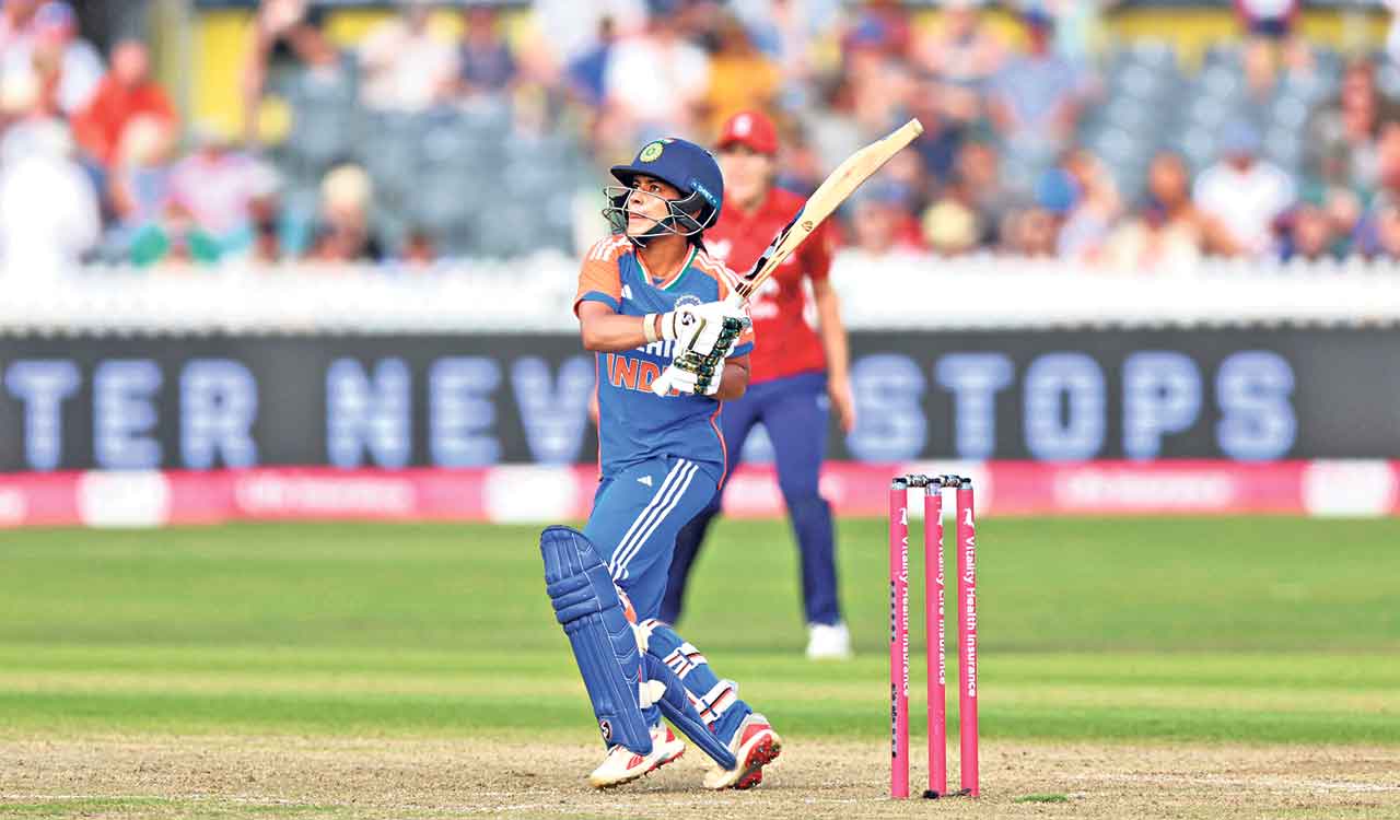 Amanjot, Rodrigues hit half centuries, power India to 24-run win over England in second T20I