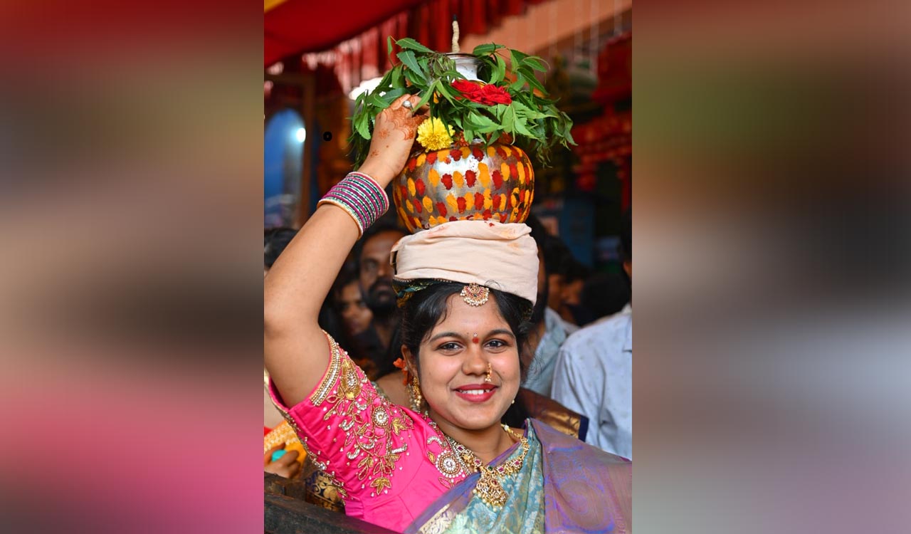 Bonalu fervour grips Secunderabad as devotees throng Ujjaini Mahankali temple