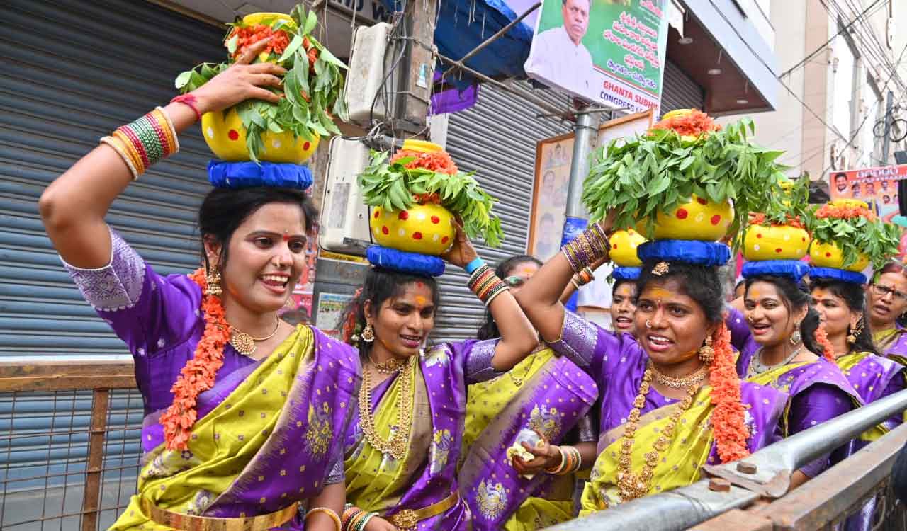 Bonalu fervour grips Secunderabad as devotees throng Ujjaini Mahankali temple