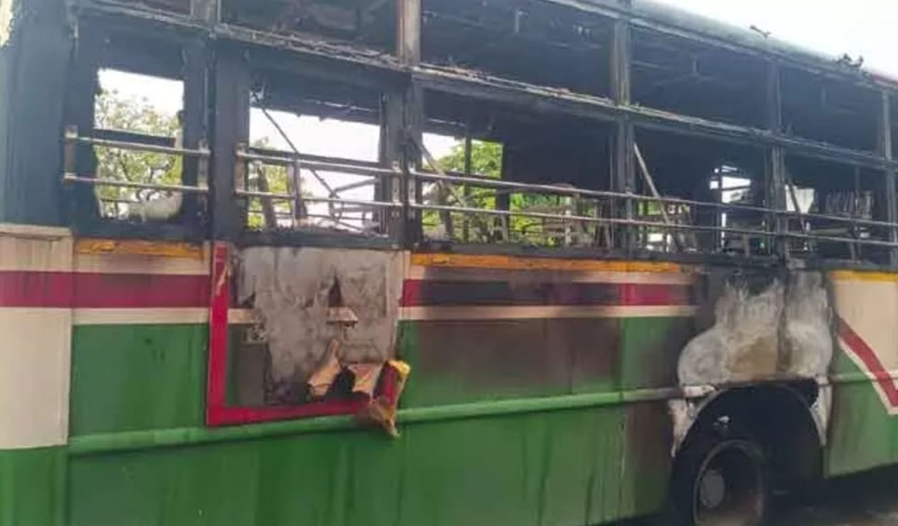 TGRTC bus set ablaze in Tadakamalla; foul play suspected